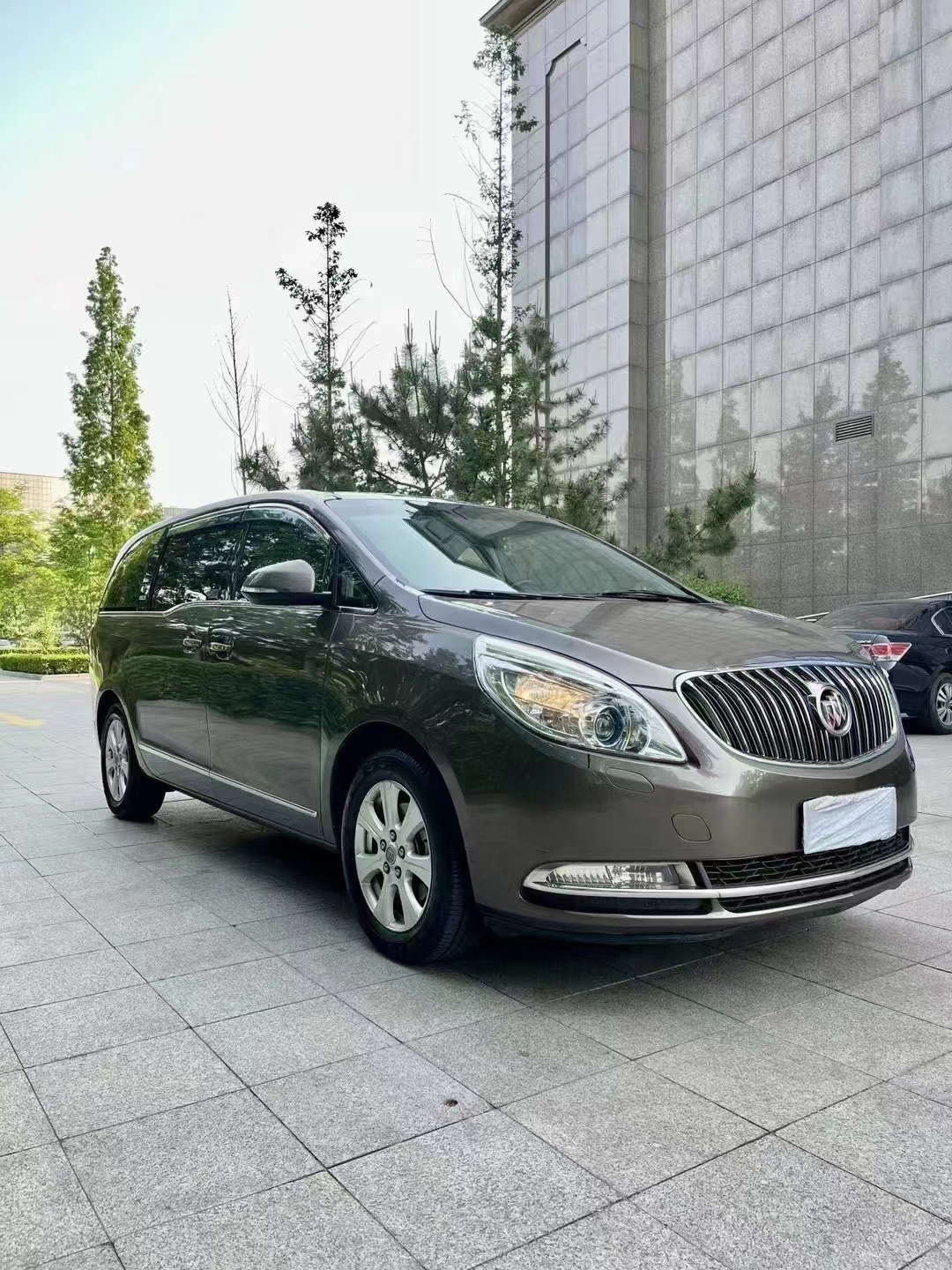 旅游大巴车队实拍·微信图片_20230531111415