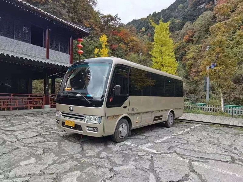 旅游大巴车队实拍·青岛7｜青岛包车年历排产是什么?旅行社排期说明