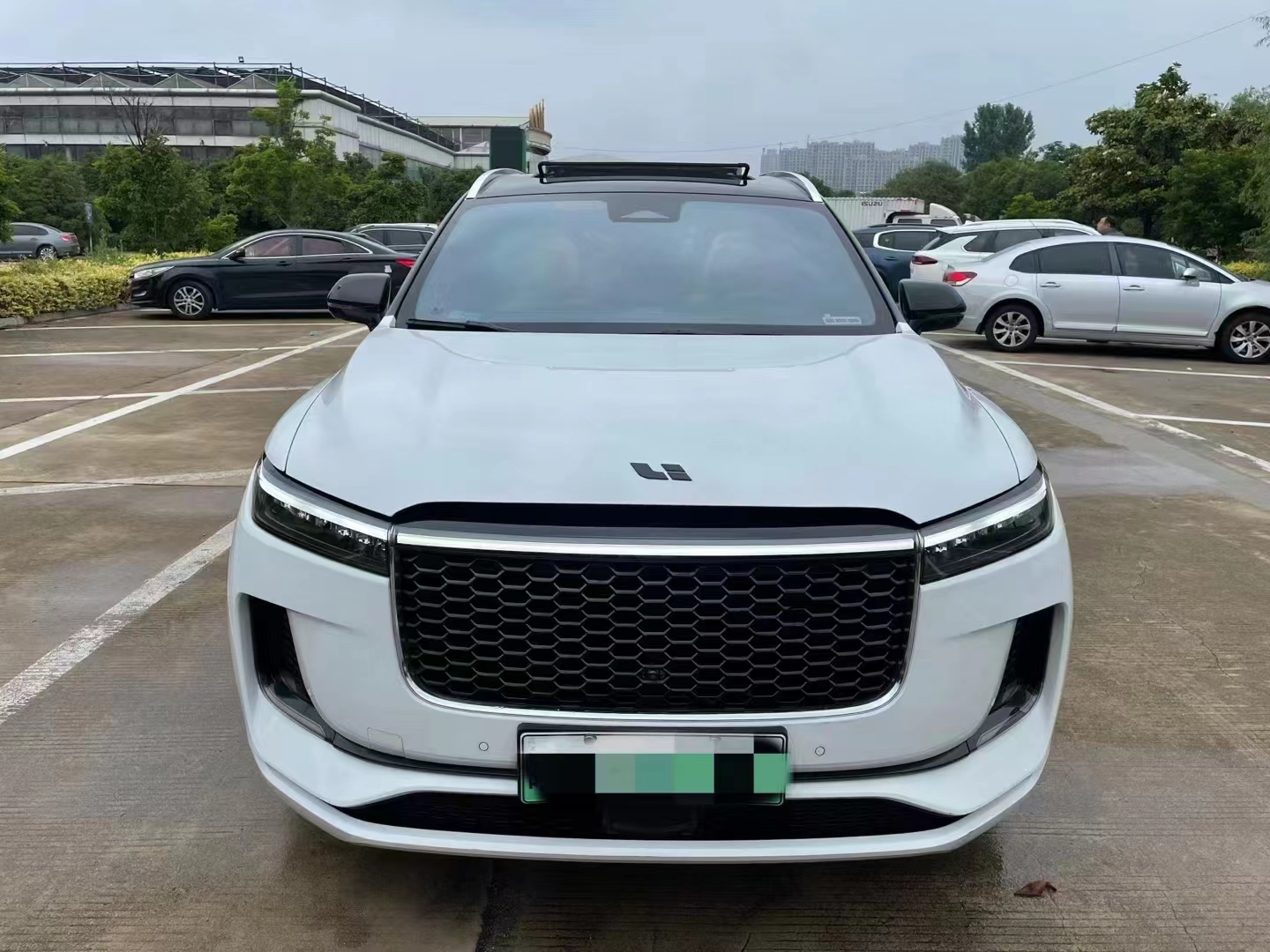 旅游大巴车队实拍·微信图片_20230531111222｜青岛新能源大巴团队用车有吗?企业团建说明