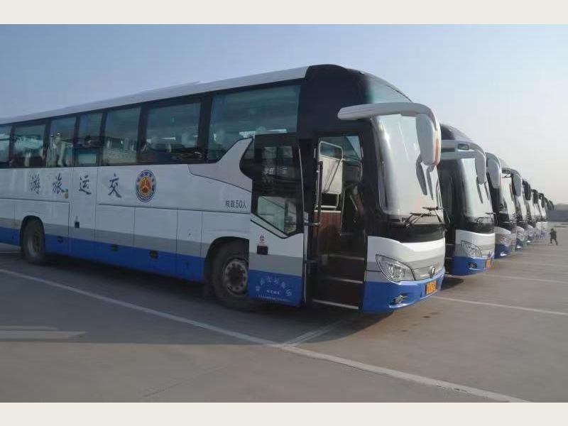 旅游大巴车队实拍·青岛9｜青岛包车锁车定金怎么收?旺季提前锁车说明