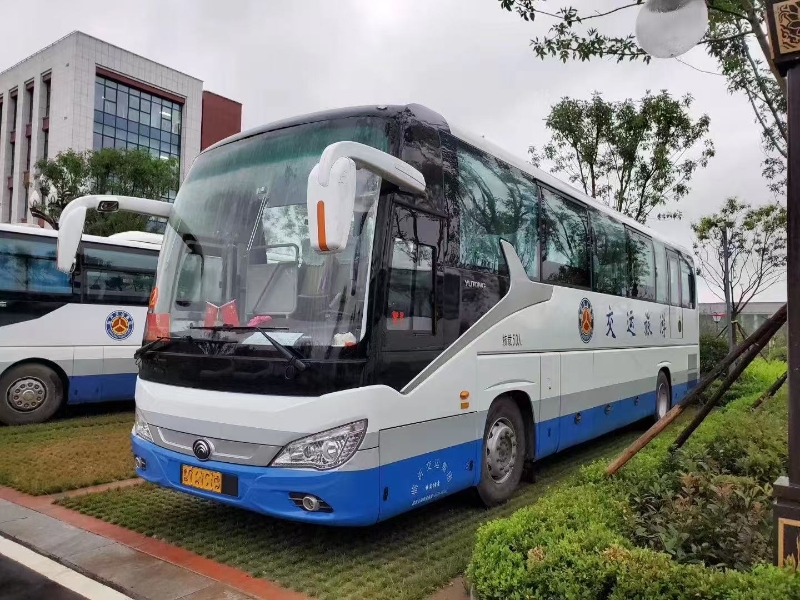 旅游大巴车队实拍·青岛12